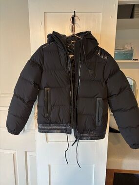 Woman’s Rudsak Black reversible Puffer Jacket with Hood